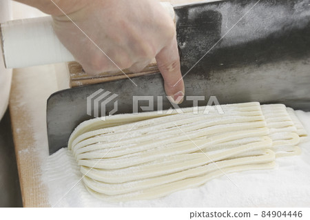 Handmade udon noodles 84904446