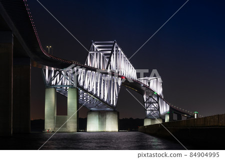 [Night view of Tokyo Gate Bridge] 84904995