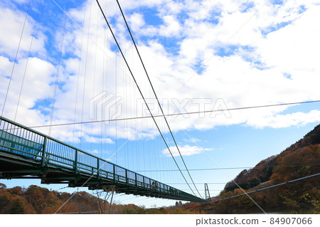 紅葉與紅葉谷吊橋 84907066