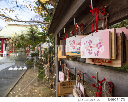 浦安市東大島稻荷神社繪馬懸吊場所 84907473