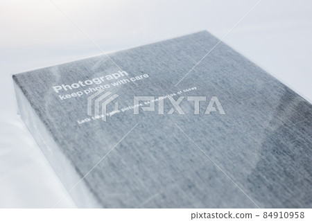 灰色專輯封面（相冊） 84910958