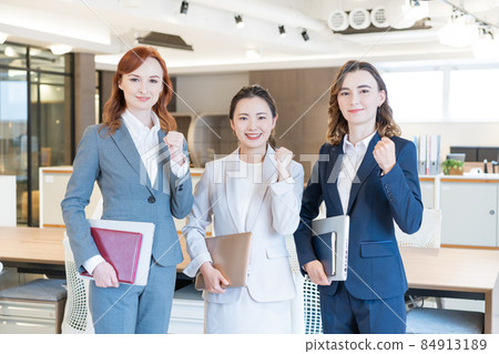 Portrait of three women in suits standing in the office Photographing cooperation: WEEK Shibadaimon (Sun Frontier Fudousan) Portrait of three women in suits standing in the office Photographing cooperation: WEEK Shibadaimon (Sun Frontier Fudousan) 84913189