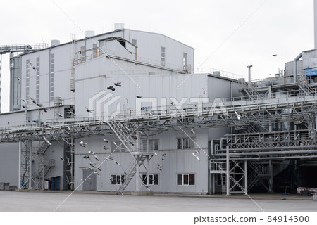 Industrial zone. metal buildings of the sunflower oil plant 84914300