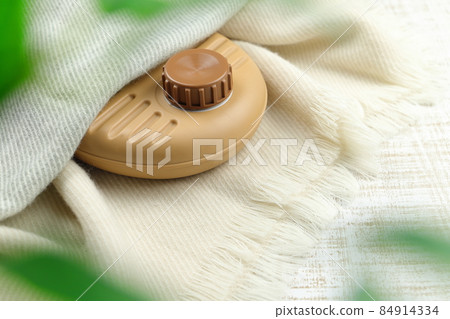 hot water bottle hot water bottle 84914334