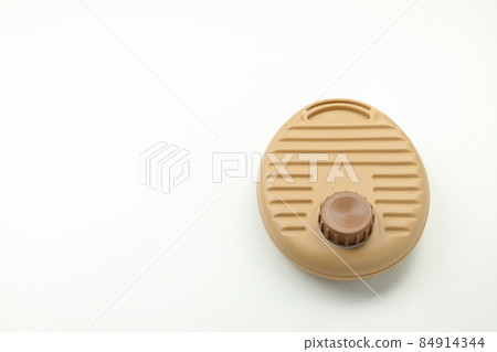 hot water bottle hot water bottle 84914344