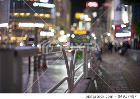 Shibuya, night view, sidewalk, guardrail, up, neon Shibuya, night view, sidewalk, guardrail, up, neon 84917487