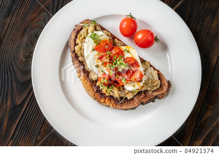 Sandwich with baked eggplant Sandwich with baked eggplant 84921374