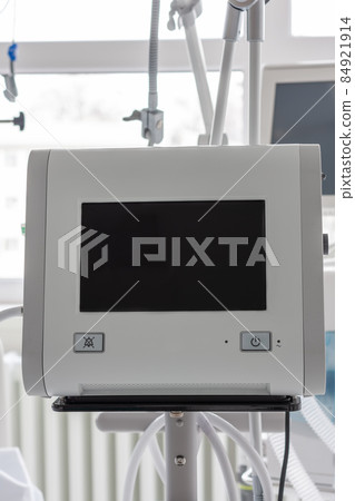 Portable hospital-to-home ventilator, is designed to stay with your patients across changing care environments. Portable hospital-to-home ventilator, is designed to stay with your patients across changing care environments. 84921914