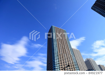 塔公寓形象 84921977