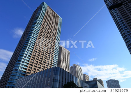 塔公寓形象 84921979