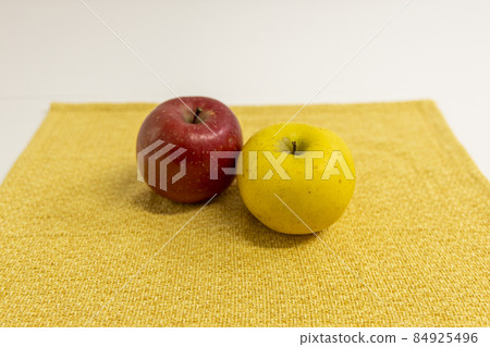 Apple Apple 84925496