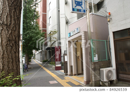 Namboku Line Todaimae Station 84926539