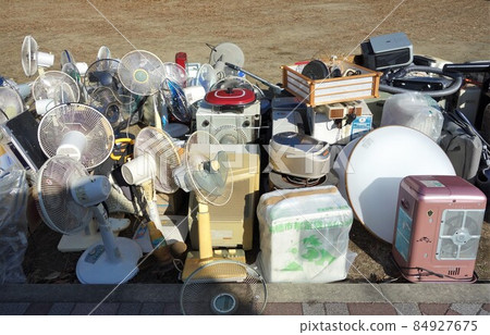 Bulky garbage 84927675