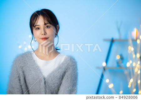 女性夜間客廳 84928006