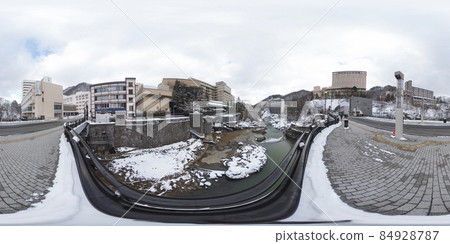 Sadayamakei Onsen Tsukimi Bridge in winter (360 ° VR material) Sadayamakei Onsen Tsukimi Bridge in winter (360 ° VR material) 84928787