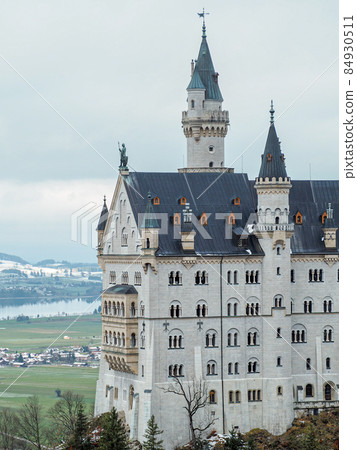 與雪在德國的新天鵝堡 84930511