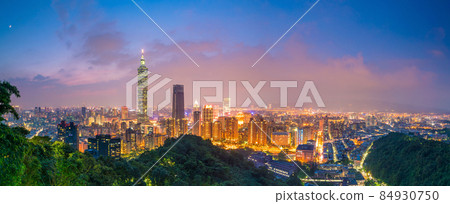 Chiang Kai shek memorial in Taipei Chiang Kai shek memorial in Taipei 84930750