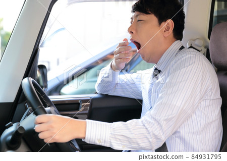 Doze driver business man man 84931795