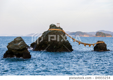 Futami Meotoiwa, Ise City, Mie Prefecture 84933254