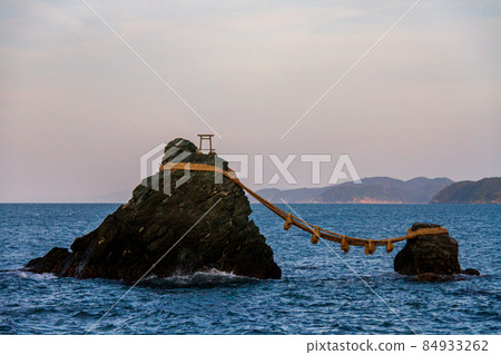 Futami Meotoiwa, Ise City, Mie Prefecture Futami Meotoiwa, Ise City, Mie Prefecture 84933262