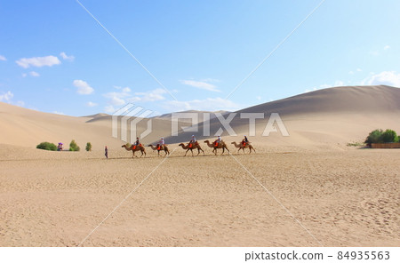 絲綢之路遊記，美麗的鳴沙山和月牙山，第2112部 84935563