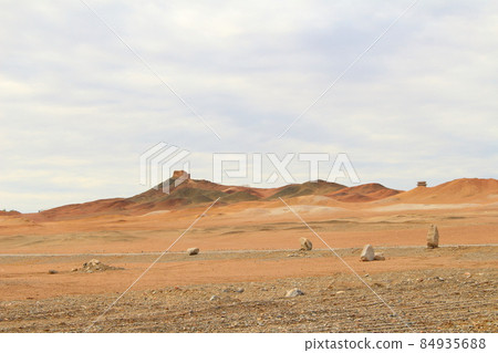 Silk Road Journey, Beautiful Yang Pass and Nishisenbutsu Cave, Part 2112 84935688