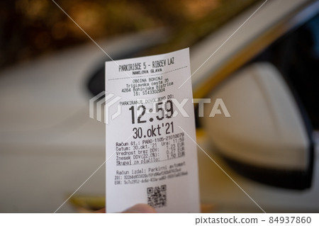 paid parking ticket to put under windshield 84937860