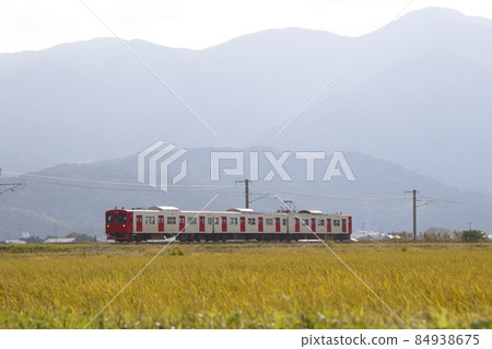 [JK] Chikuhi Line 103 series (one-man operation: Chikuzen-Maebaru ⇔ Nishi-Karatsu) 84938675