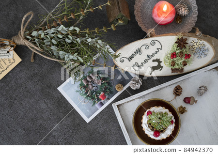 Succulent Christmas cake Succulent Christmas cake 84942370