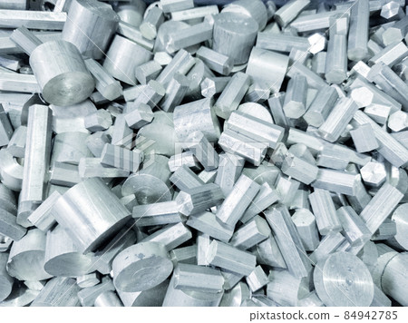 heap of short leftovers of hexagonal and round long products of steel 84942785