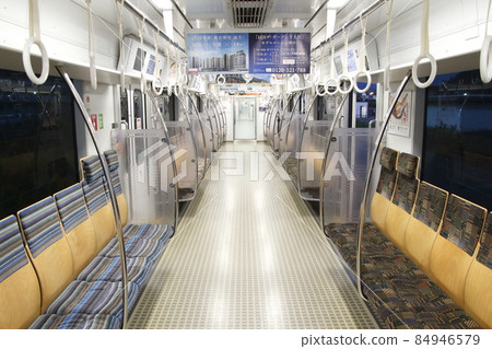 [JK] Chikuhi Line 305 series (inside the train) 84946579
