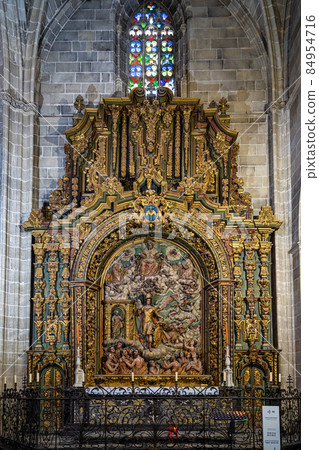 Interior of San Miguel church in Jerez de la Frontera in Andalusia, Spain 84954716