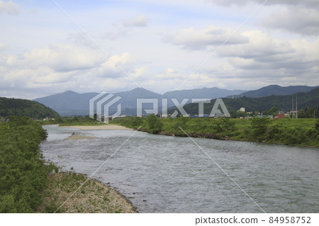 Uono River (viewing downstream from Sakae Bridge) 84958752