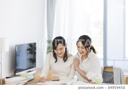 Tutor Junior high school High school student 84959458