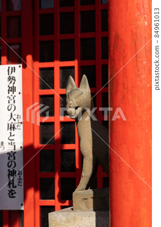 EOSRP. Yamaguchi Kintaikyo Bridge, a scary fox. 84961013
