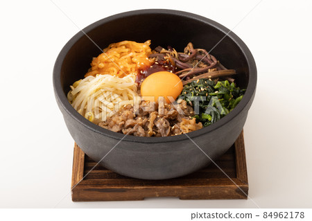 Stone baking bibimbap Stone baking bibimbap 84962178