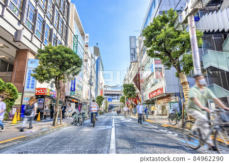 東京三軒茶屋茶澤通世田谷的城市景觀 東京三軒茶屋茶澤通世田谷的城市景觀 84962290