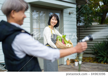 資深夫婦園藝 84963096