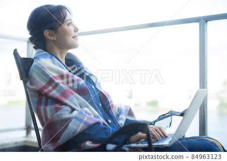 Balcony telework riverside 84963123