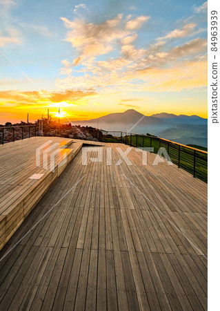 車山的黎明(天空露台) 車山的黎明(天空露台) 84963939