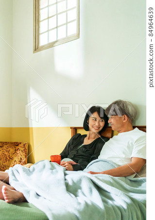 高級情侶臥室床 84964639