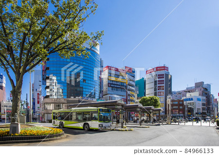 Scenery of the east exit of Akabane Station 84966133