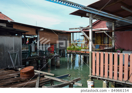 Exterior of the house on the water 84966154