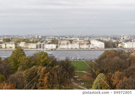 Panorama of St. Petersburg from the background height. View of the rooftops of St. Petersburg in autumn. Points of interest and city center Panorama of St. Petersburg from the background height. View of the rooftops of St. Petersburg in autumn. Points of interest and city center 84972805