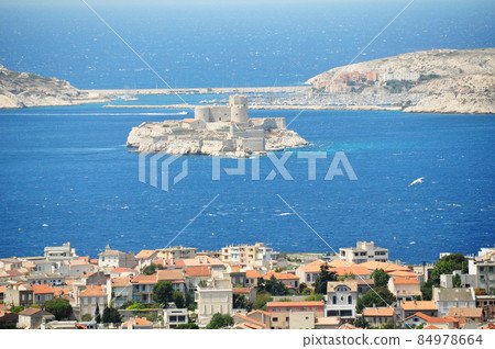 View from Notre Dame Dragard Temple, overlooking the prison of the King of the Cave, If Island and the blue Mediterranean Sea View from Notre Dame Dragard Temple, overlooking the prison of the King of the Cave, If Island and the blue Mediterranean Sea 84978664