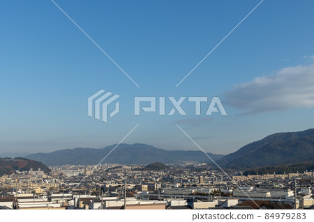 Scenery of the Yamashina area facing Mt. Mikura, Uji city 84979283