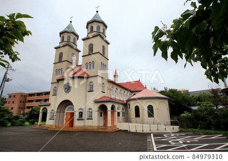 "Catholic Niigata Church" in Niigata City, a church built in the prefectural capital 84979310