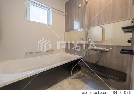 Unit bath bathroom 84981038