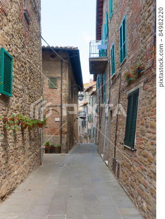 Passignano sul Trasimeno town view, Umbria, Italy 84982220