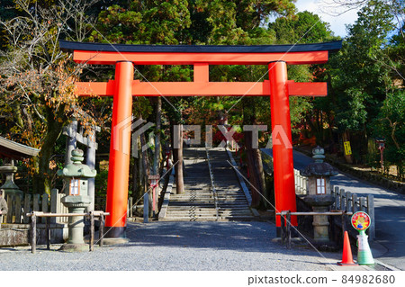 吉田神社美麗的鳥居(京都市左京區) 吉田神社美麗的鳥居(京都市左京區) 84982680